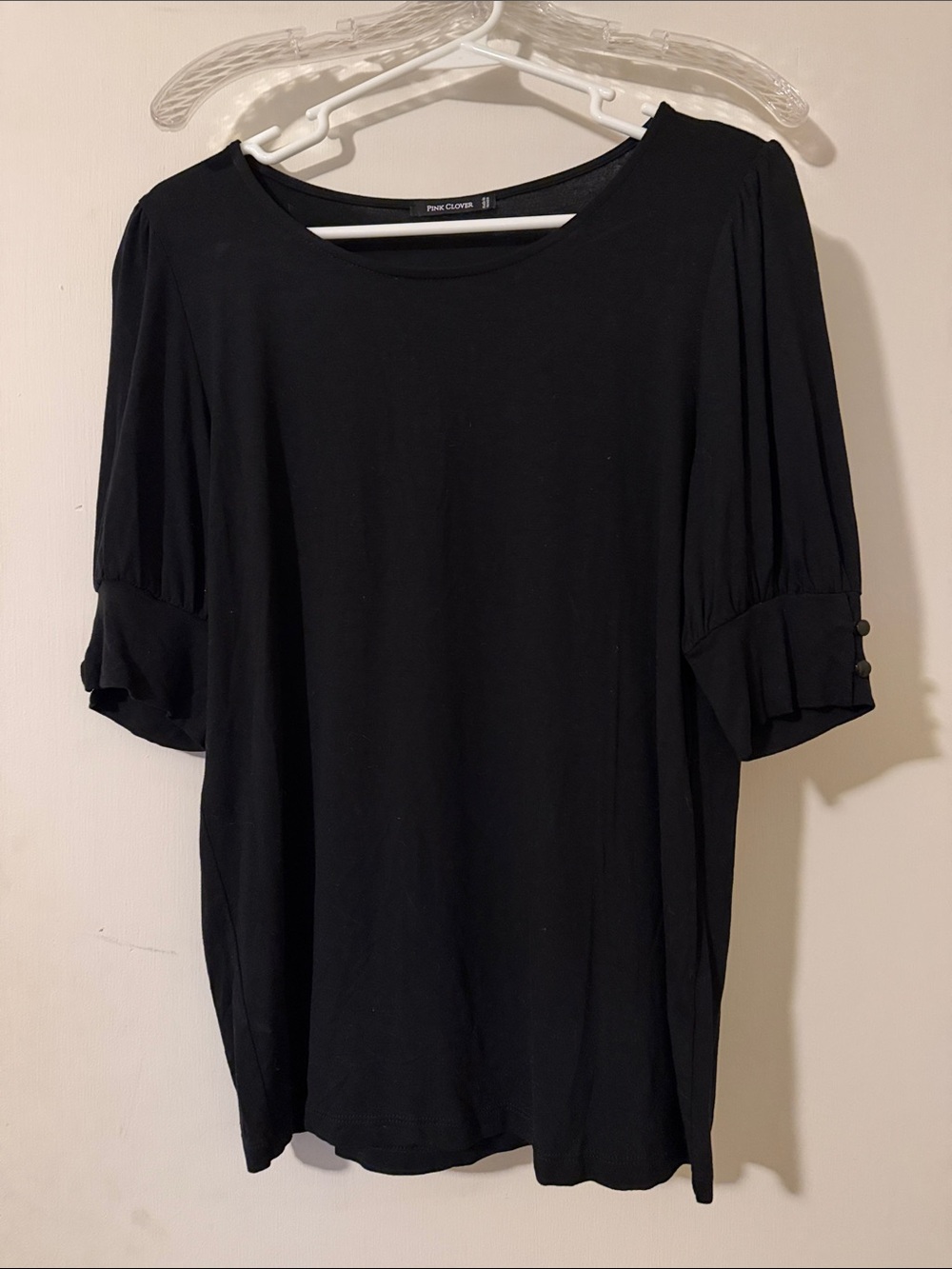 Pink Clover Black Puff Sleeve Tee